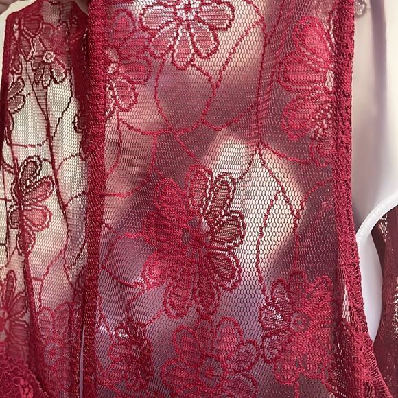 NWOT Altar'd State Cranberry Lace Dress. Size M medium 8/10 - Picture 7 of 9